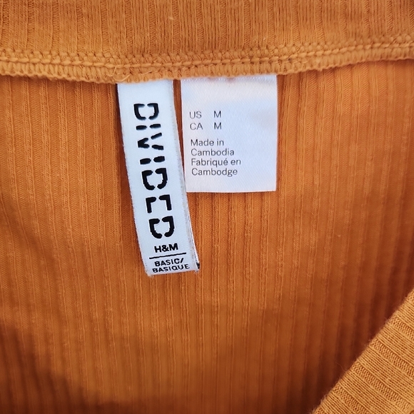 H&M Ribbed Amber Crop Top - Picture 2 of 5